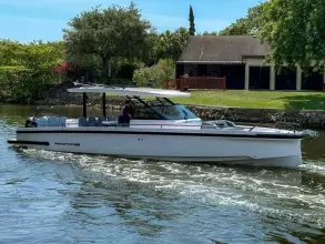 Thumbnail von Axopar 37 Sun Top