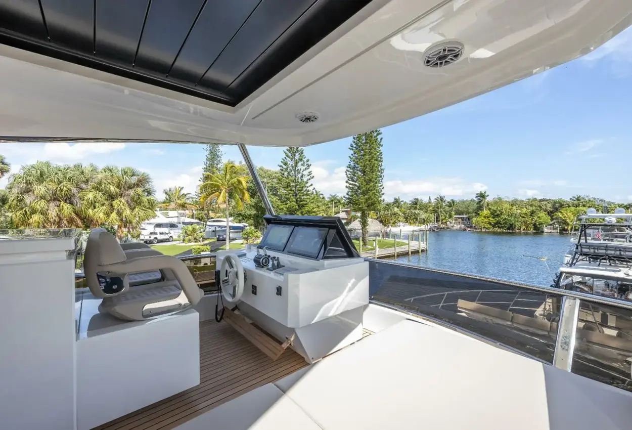 Thumbnail von Astondoa 66 Flybridge