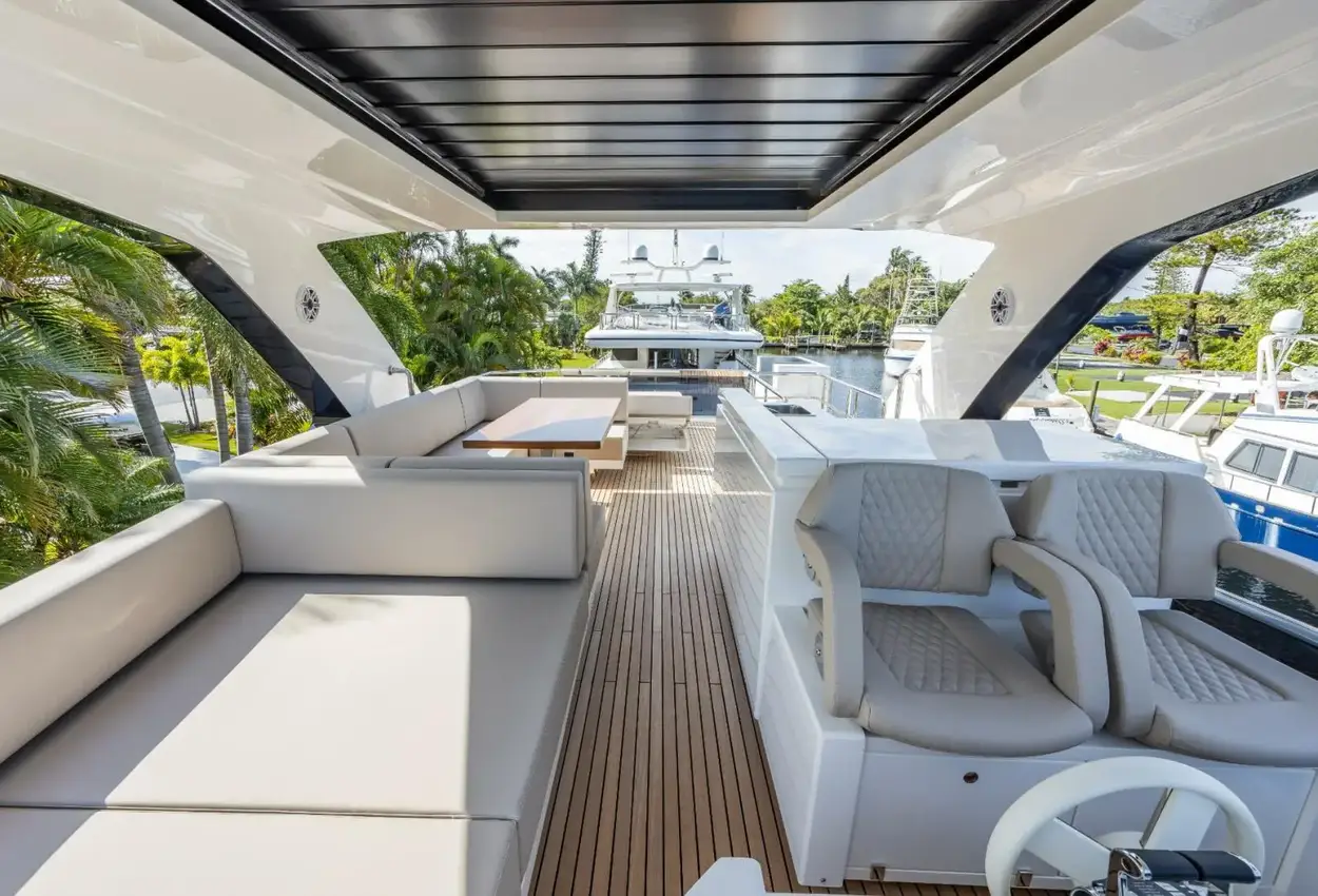 Thumbnail von Astondoa 66 Flybridge