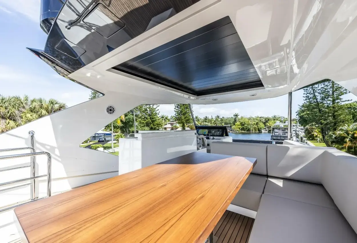 Thumbnail von Astondoa 66 Flybridge