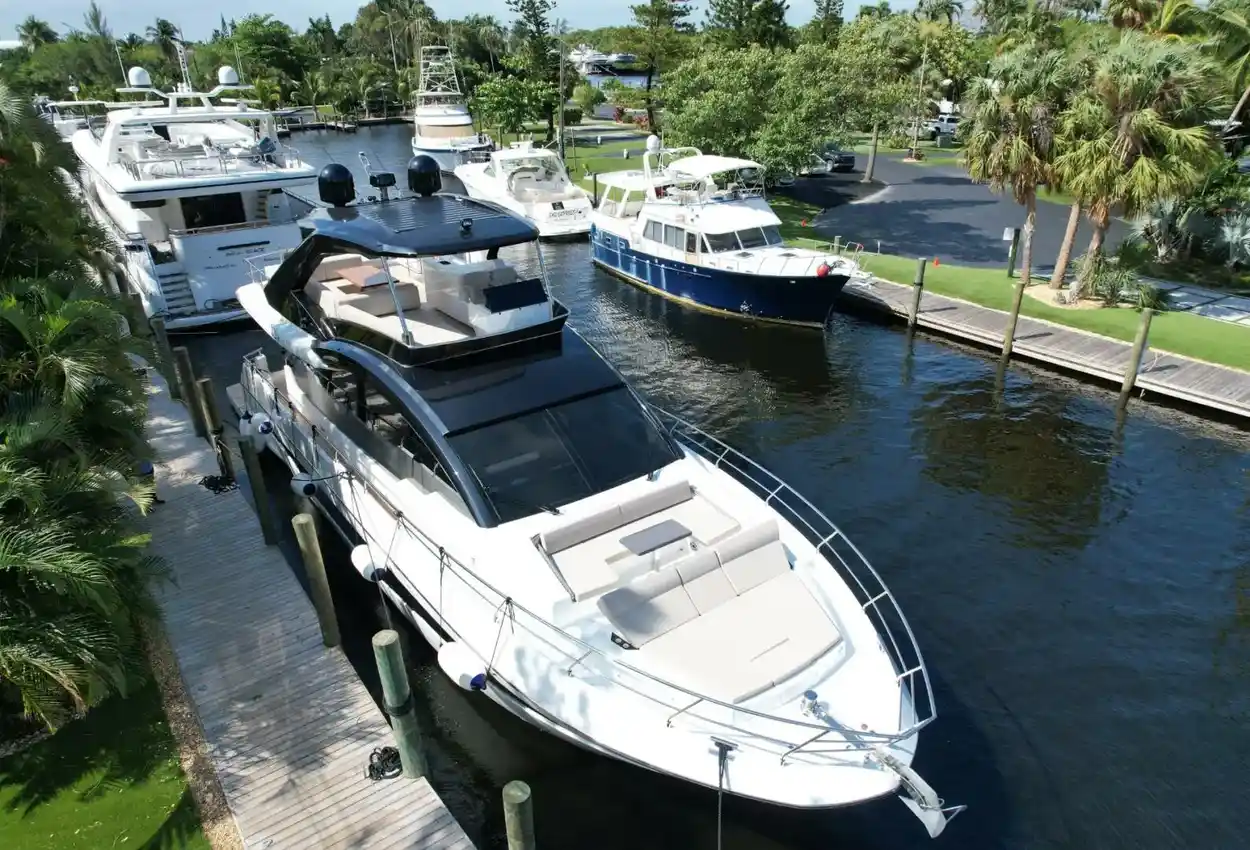 Thumbnail von Astondoa 66 Flybridge