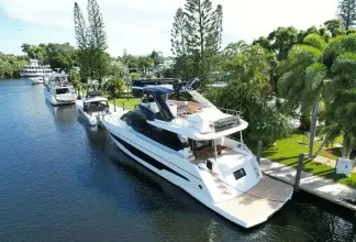 Thumbnail von Astondoa 66 Flybridge