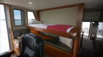 Thumbnail von Northern Marine 5700 Expedition Raven