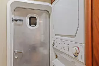 Thumbnail von Northern Marine 5700 Expedition Raven