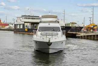 Thumbnail von Azimut 55 Susi