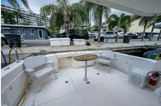 Thumbnail von Riviera 42 Flybridge