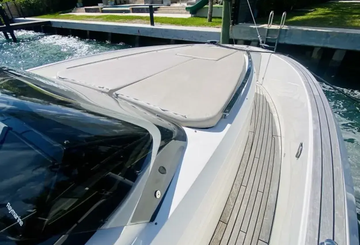 Thumbnail von Astondoa 377 Coupe