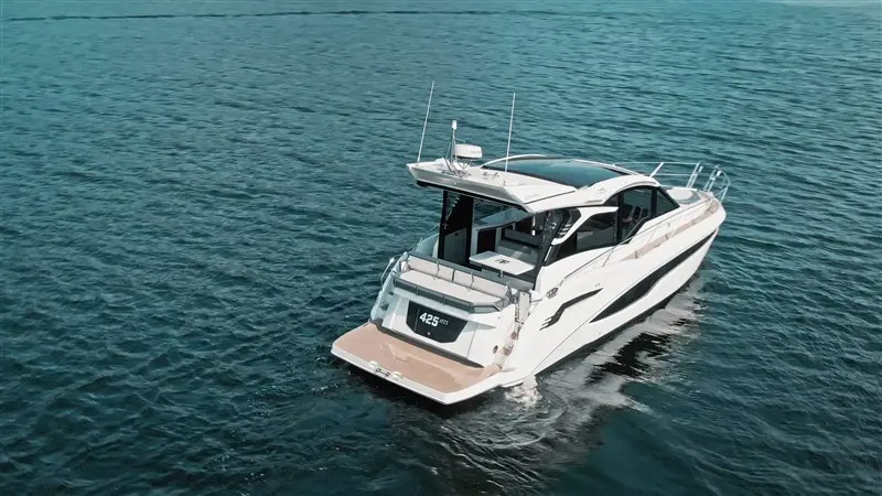 Thumbnail von Galeon 425 HTS