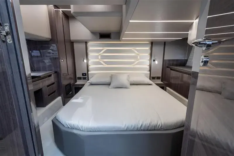 Thumbnail von Galeon 425 HTS