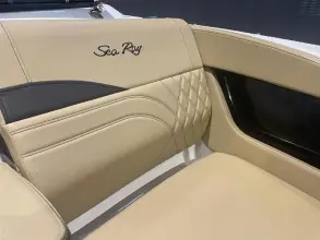 Thumbnail von Sea Ray SLX 260