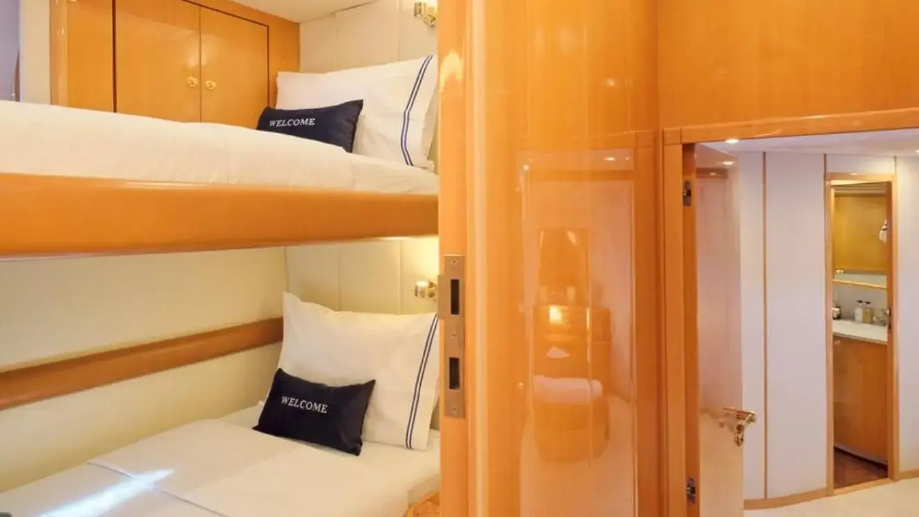 Thumbnail von Altamar 64 1663