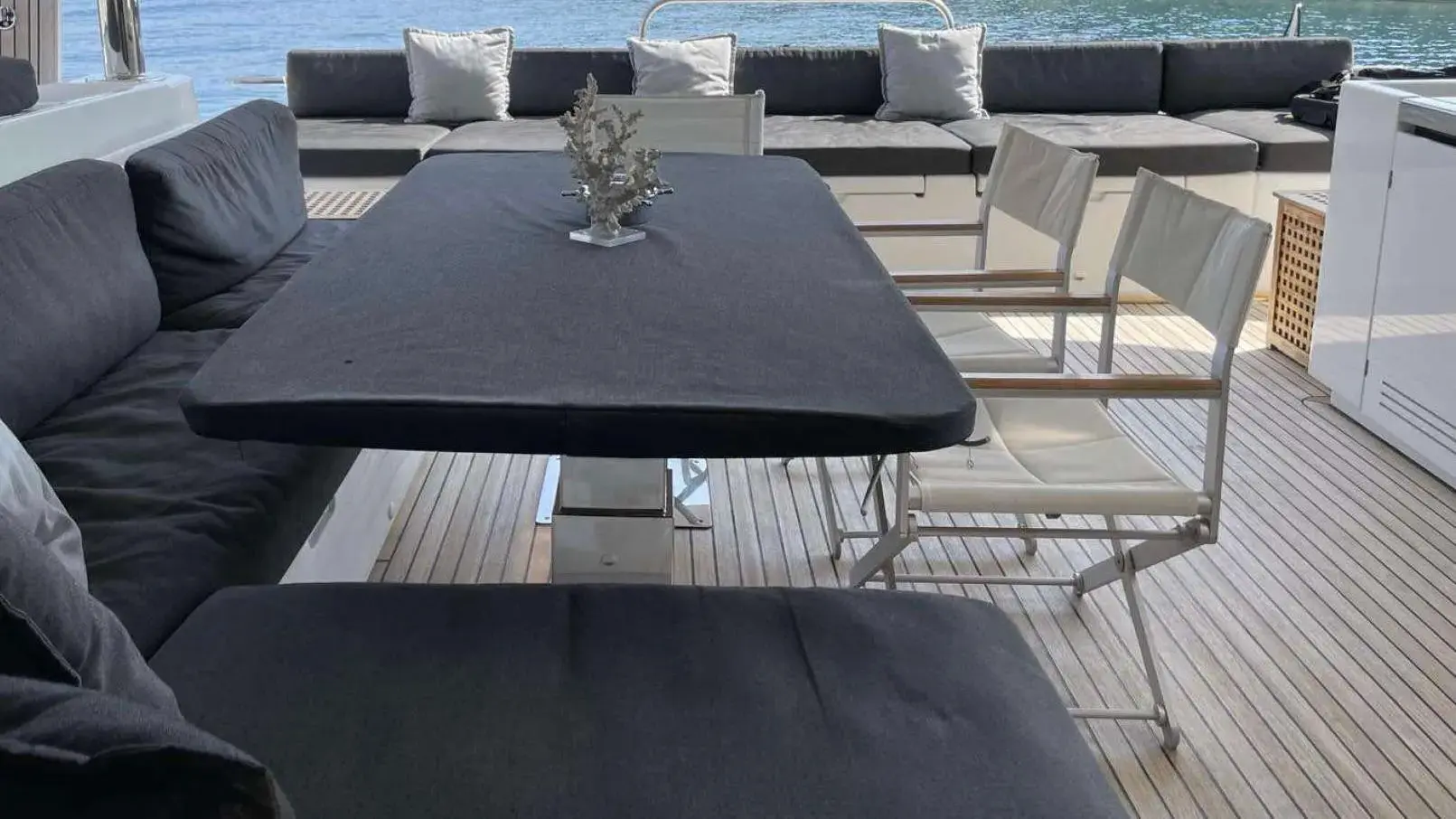 Thumbnail von Lagoon 630 1625