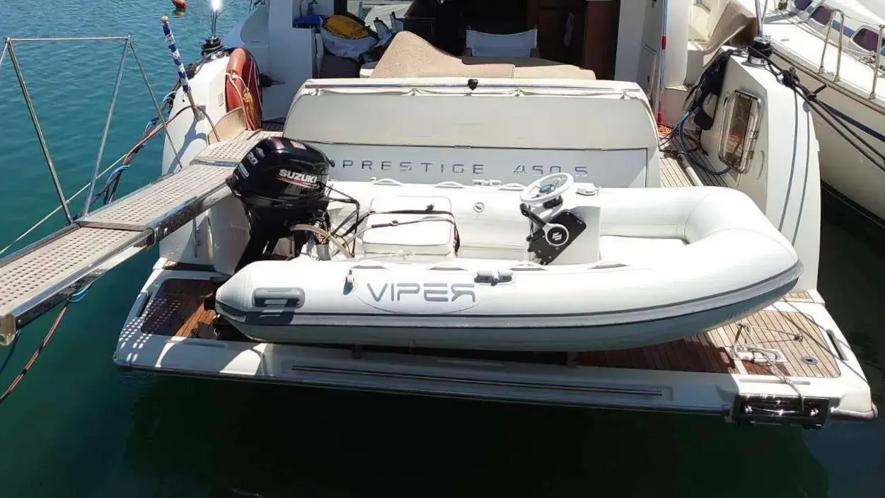 Thumbnail von Prestige 450 S 1597