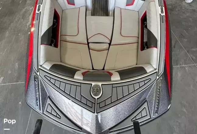 Super Air Nautique G23