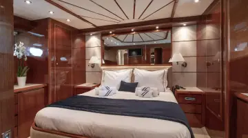 Thumbnail von Falcon 86 1660