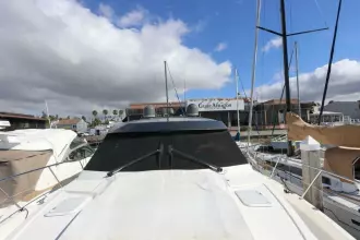 Thumbnail von Riviera 6000 Sport Yacht