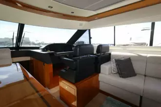 Thumbnail von Riviera 6000 Sport Yacht