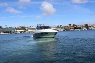 Thumbnail von Riviera 6000 Sport Yacht