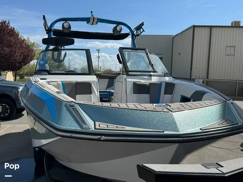 Super Air Nautique G23