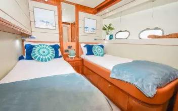 Thumbnail von Ferretti Yachts 881