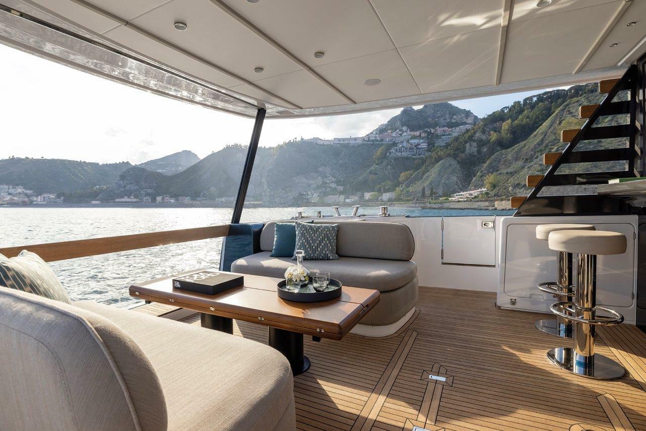 Thumbnail von Azimut 60 Magellano