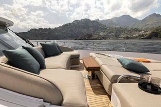 Thumbnail von Azimut 60 Magellano