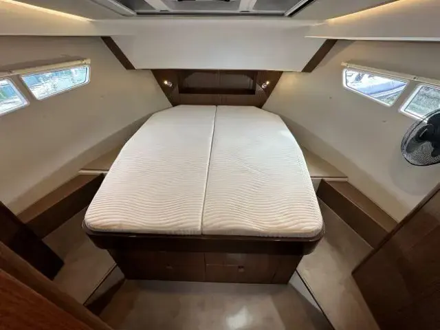 Thumbnail von Sealine C330