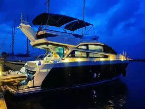Thumbnail von Fairline Squadron 50