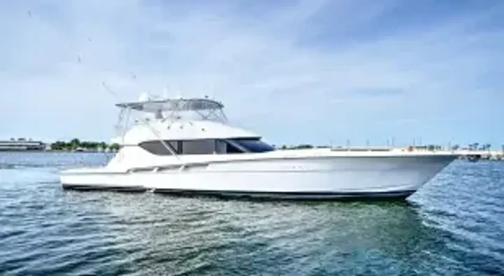 Hatteras GT60