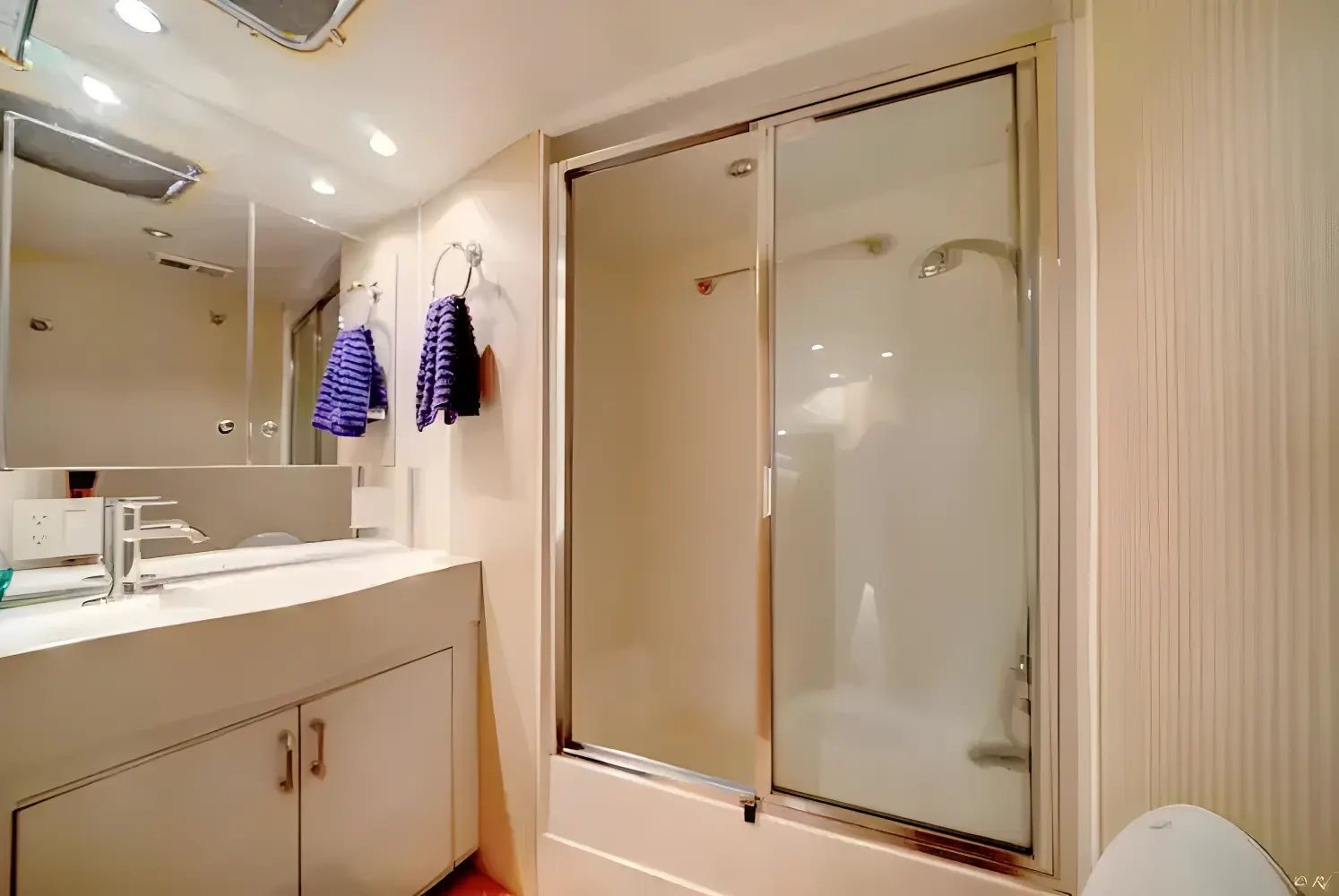 Thumbnail von Hatteras GT60