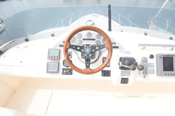 Thumbnail von Fairline Phantom 46