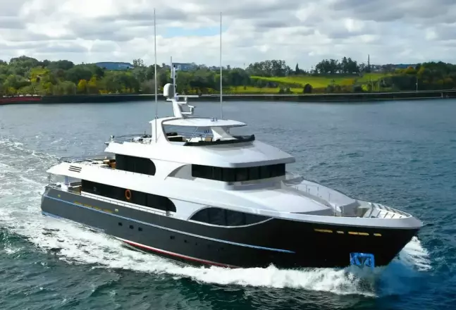 Custom 132' Displacement Expedition Motoryacht VRIPACK 132