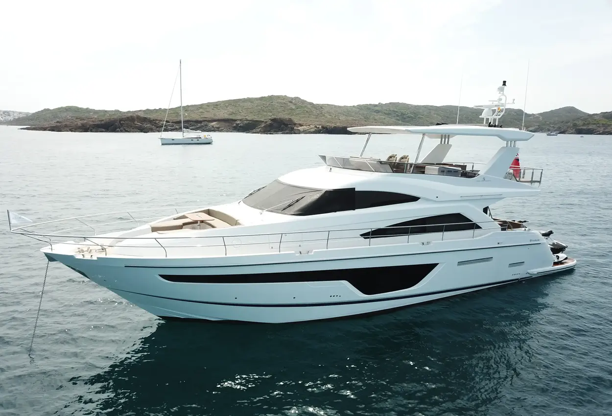 Fairline Squadron 65 Kalamarda 3