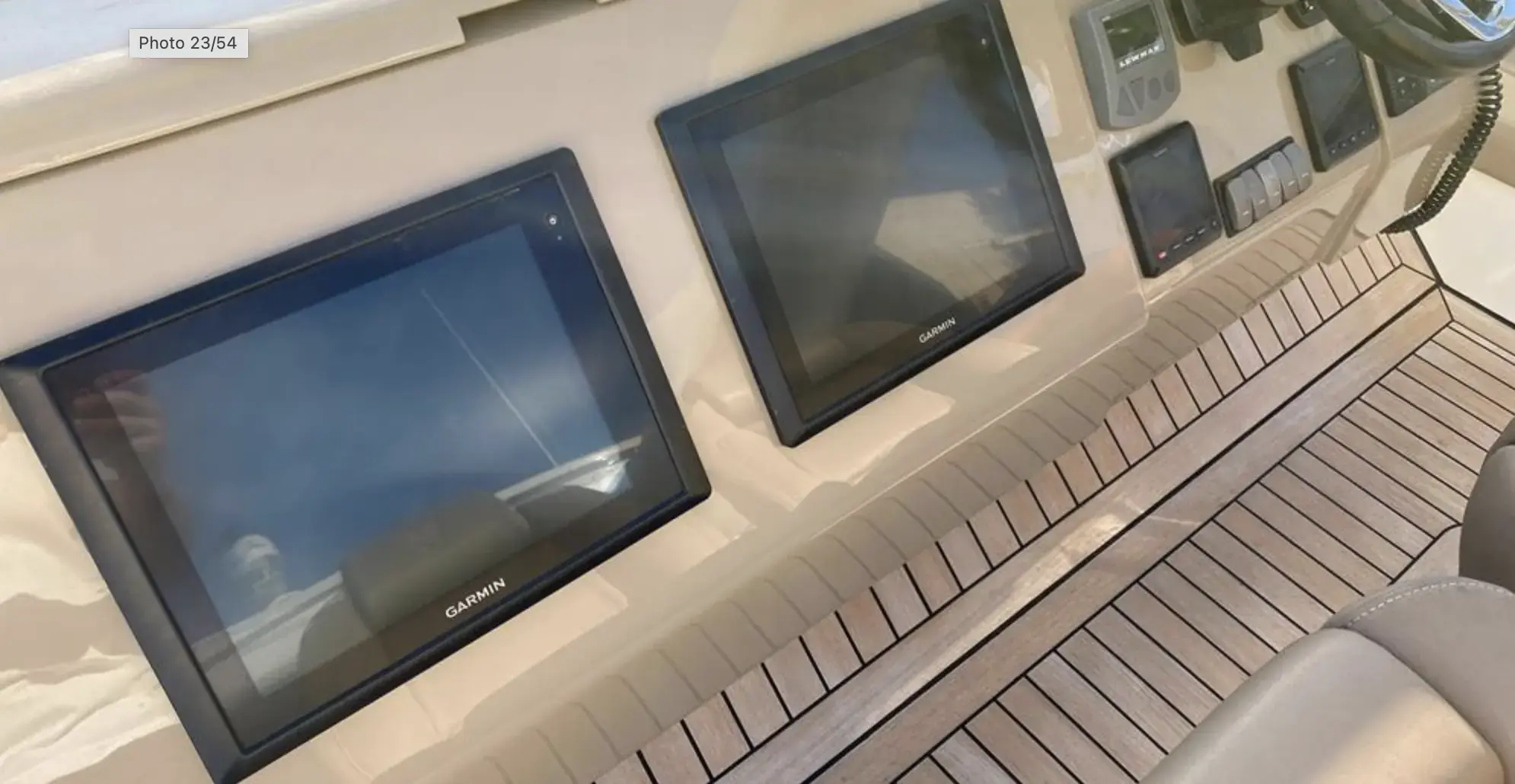 Thumbnail von Fairline Squadron 65 Kalamarda 3