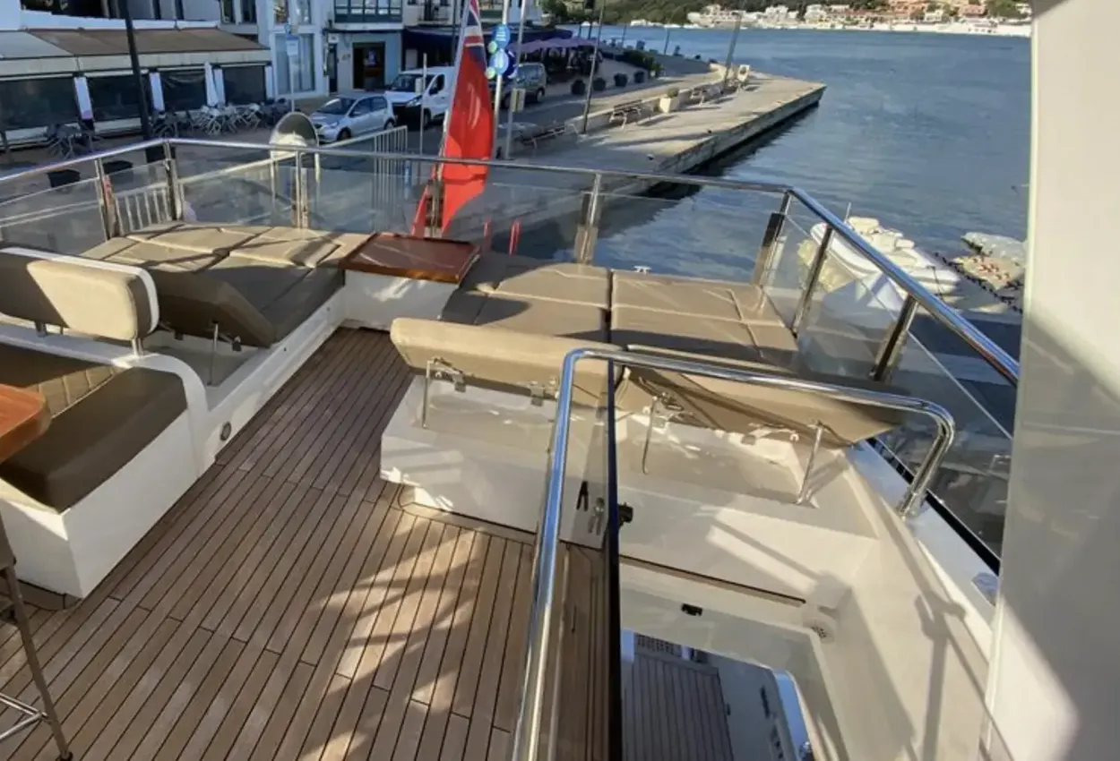 Thumbnail von Fairline Squadron 65 Kalamarda 3