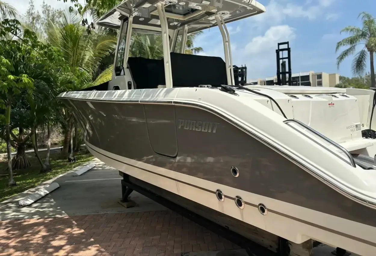 Thumbnail von Pursuit S 288