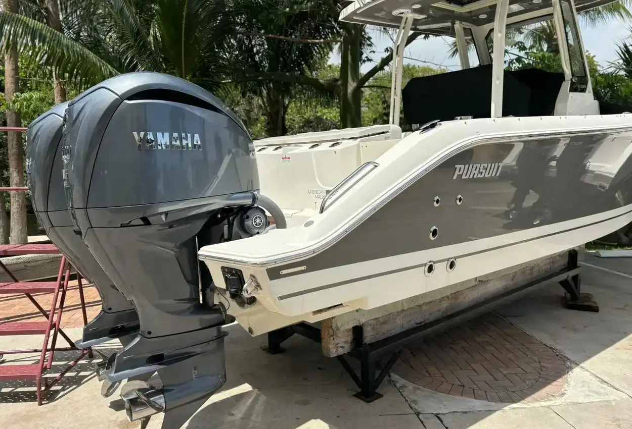 Thumbnail von Pursuit S 288