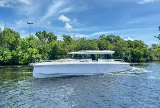 Thumbnail von Axopar 45 XC Cross Cabin