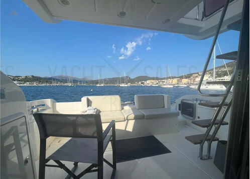 Thumbnail von AZIMUT 38 FLY