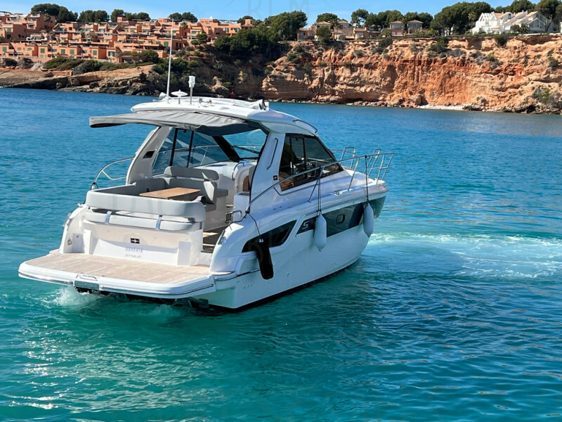 Thumbnail von BAVARIA S33 HT