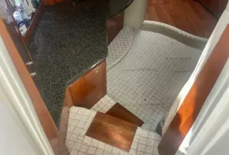 Thumbnail von Cruisers Yachts 420 Express Kings of Kings