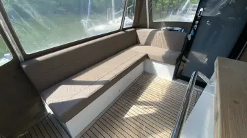 Thumbnail von Sealine C330 Fully Serviced March 26