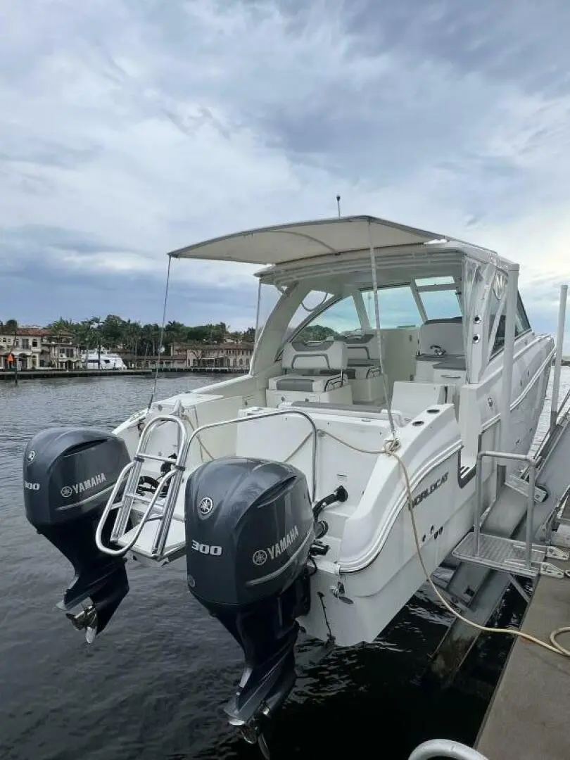 Thumbnail von World Cat 320 DC