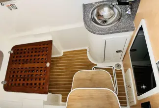 Thumbnail von World Cat 320 DC