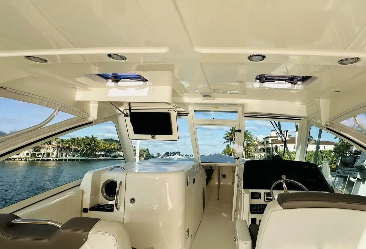 Thumbnail von World Cat 320 DC