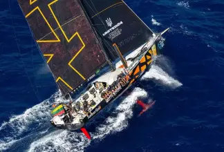 CONSORTIUM OF BOATYARDS Volvo Ocean 65 AMBERSAIL 2