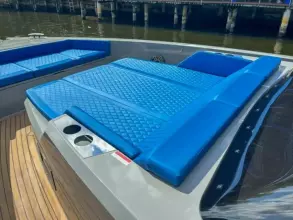 Thumbnail von De Antonio Yachts D42 Open