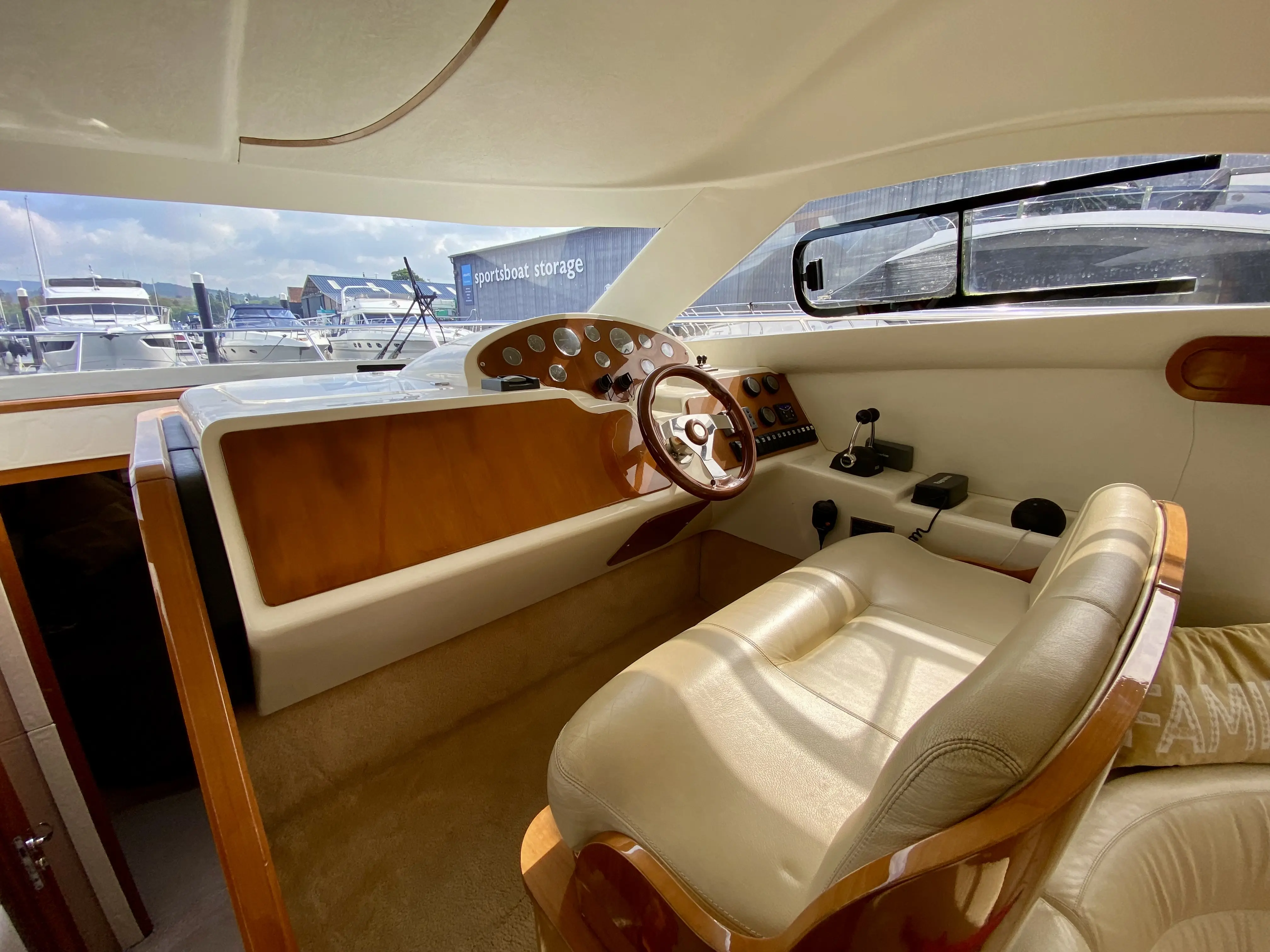 Thumbnail von Astondoa 394 Nuts II