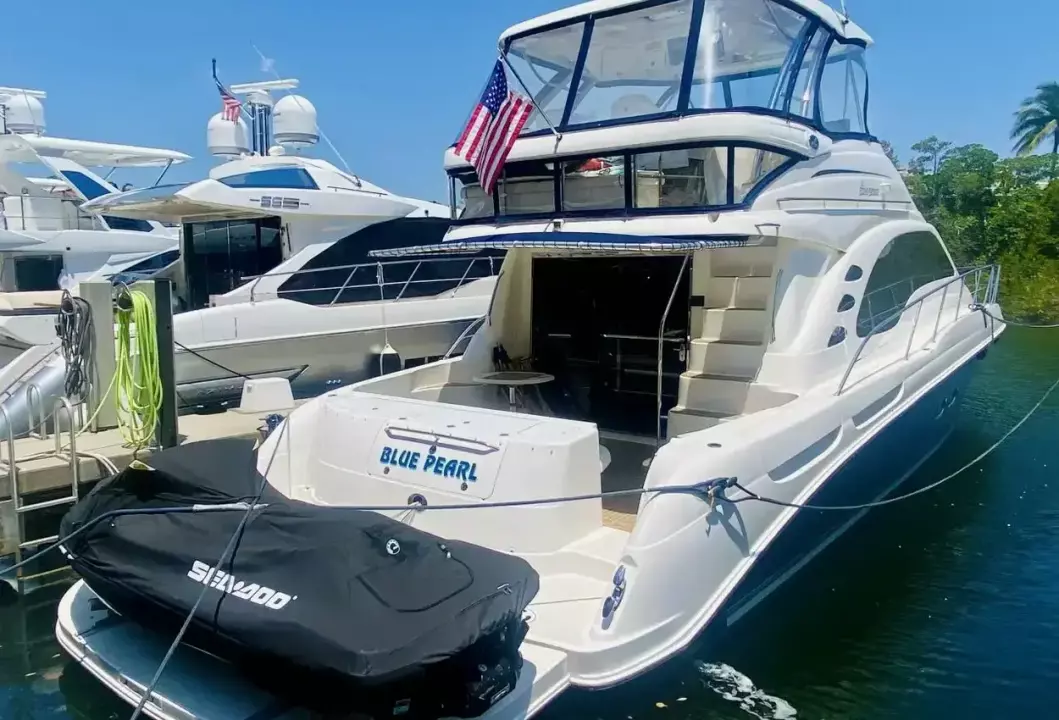 Sea Ray 580 Sedan Bridge Blue Pearl