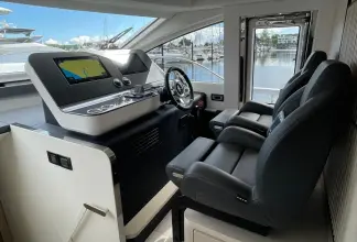 Thumbnail von Azimut 68